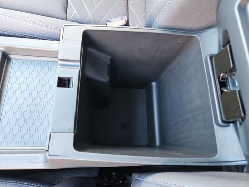 New 2026 Nissan Frontier SV image 25