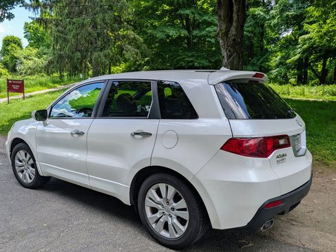Used 2010 Acura RDX SH-AWD w/ Technology Package image 2