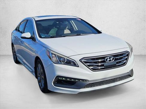 Used 2017 Hyundai Sonata Limited w/ Ultimate Package 04 image 3