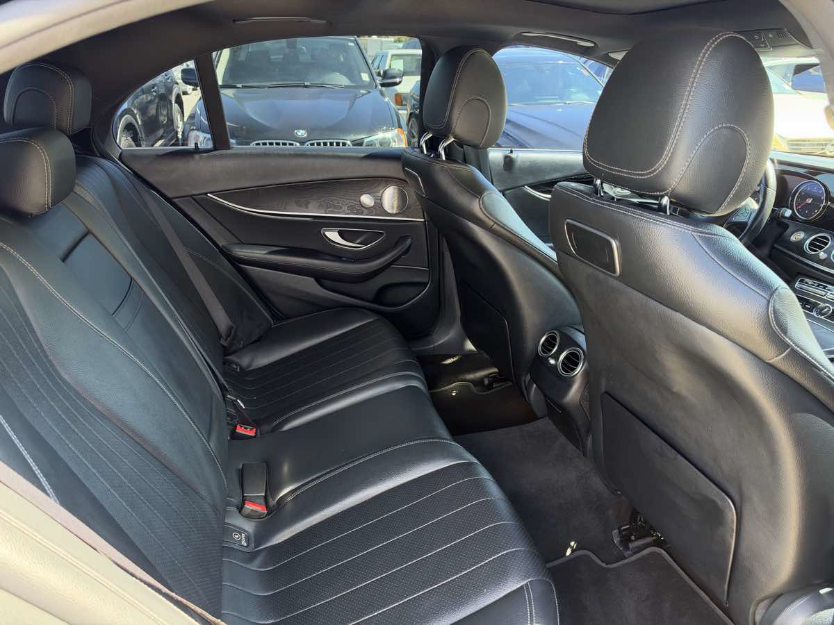 Used 2018 Mercedes-Benz E 300 image 16