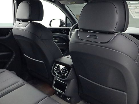 New 2025 Bentley Bentayga image 41