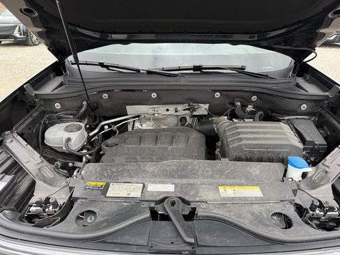 Used 2025 Volkswagen Atlas SEL image 18