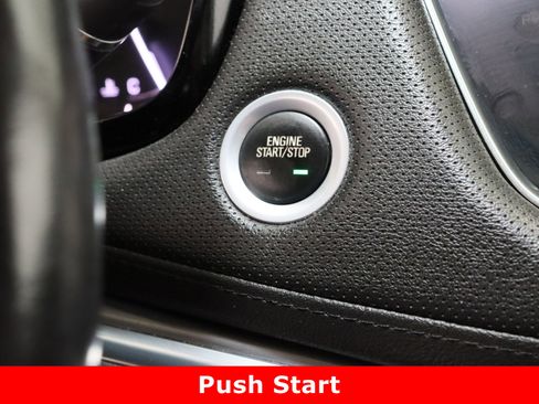 Used 2018 Cadillac XT5 Premium Luxury image 19