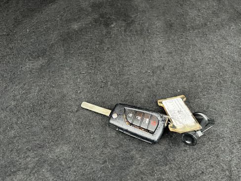 Used 2025 Toyota Corolla LE image 22