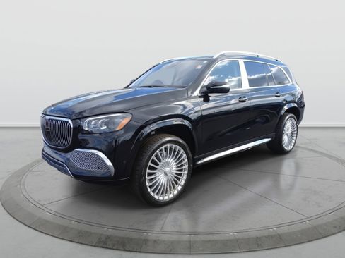 Used 2021 Mercedes-Benz Maybach GLS 600 4MATIC image 2
