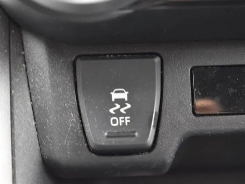 Used 2023 Toyota RAV4 LE image 35