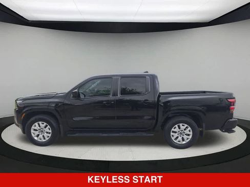 Used 2023 Nissan Frontier SV w/ Technology Package RWD image 3