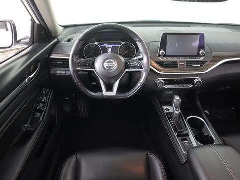 Used 2020 Nissan Altima 2.0 Platinum image 35