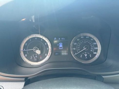 Used 2022 Hyundai Venue Limited FWD image 14
