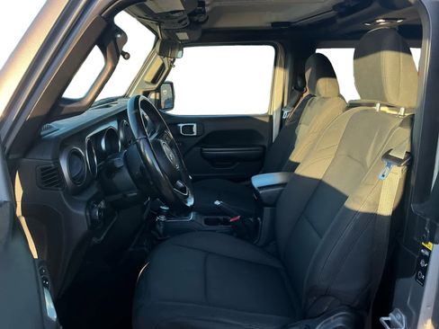 Used 2020 Jeep Wrangler Sport image 8