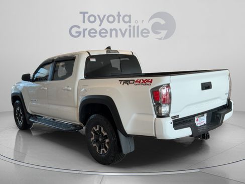 Certified 2023 Toyota Tacoma TRD Off-Road w/ TRD Premium Off Road Package AWD/4WD image 4