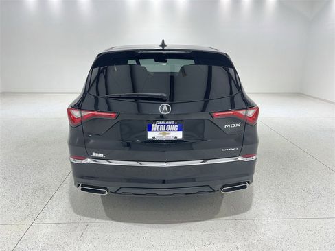 Used 2023 Acura MDX SH-AWD image 7