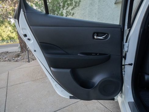 Used 2024 Nissan Leaf SV Plus FWD image 15