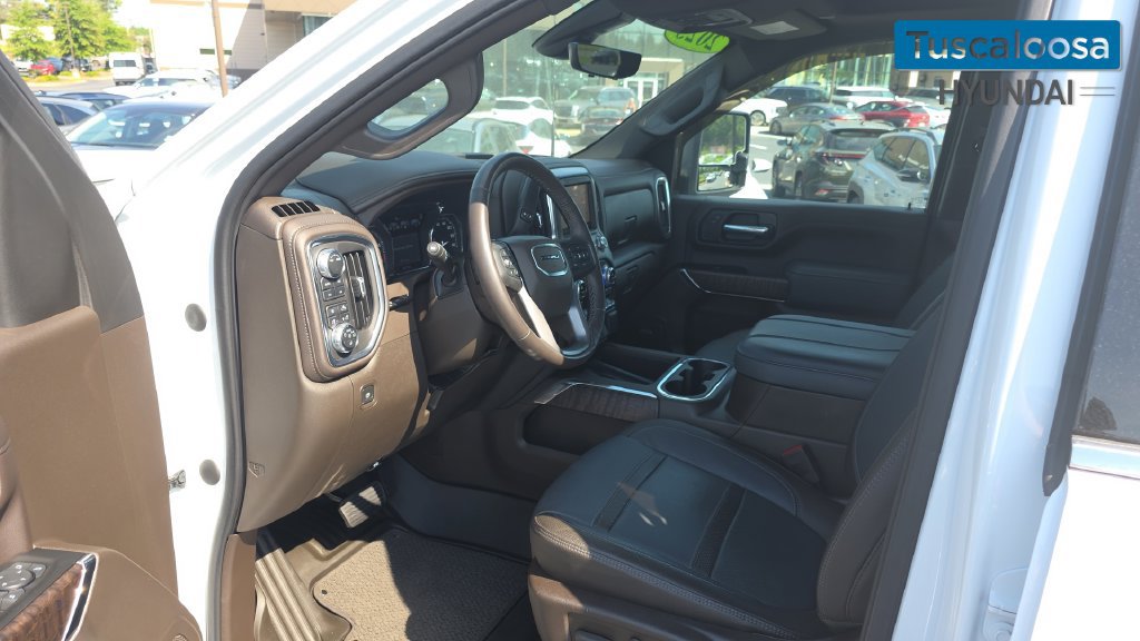Used 2023 GMC Sierra 2500 Denali w/ Denali Ultimate Package AWD/4WD image 24