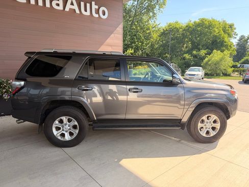 Used 2016 Toyota 4Runner SR5 Premium w/ Four Season Floor Mat Package AWD/4WD image 8