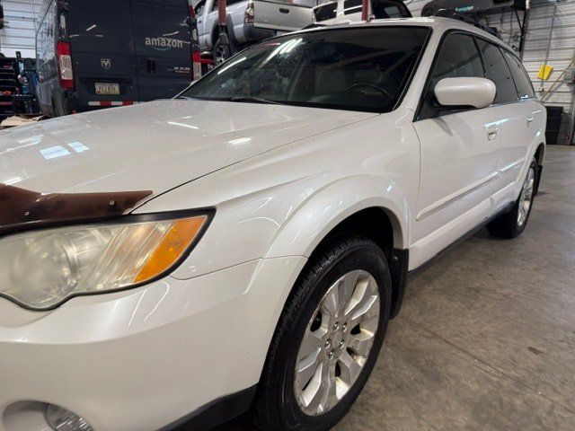 Used 2009 Subaru Outback 2.5i Limited AWD/4WD image 39
