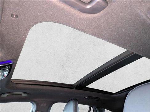 Certified 2025 Mercedes-Benz GLC 300 image 15