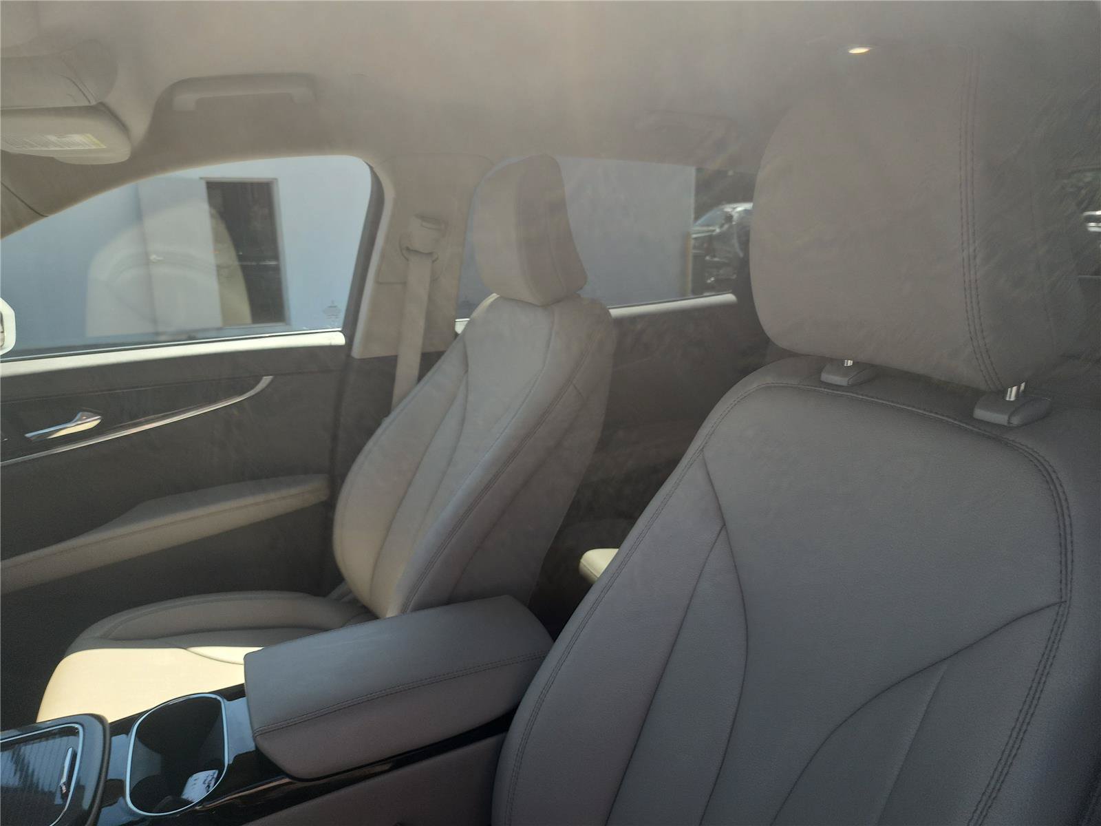 Used 2023 Lincoln Nautilus FWD image 14