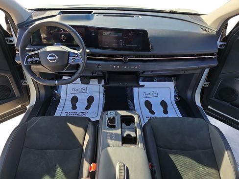 Used 2023 Nissan Ariya FWD image 12