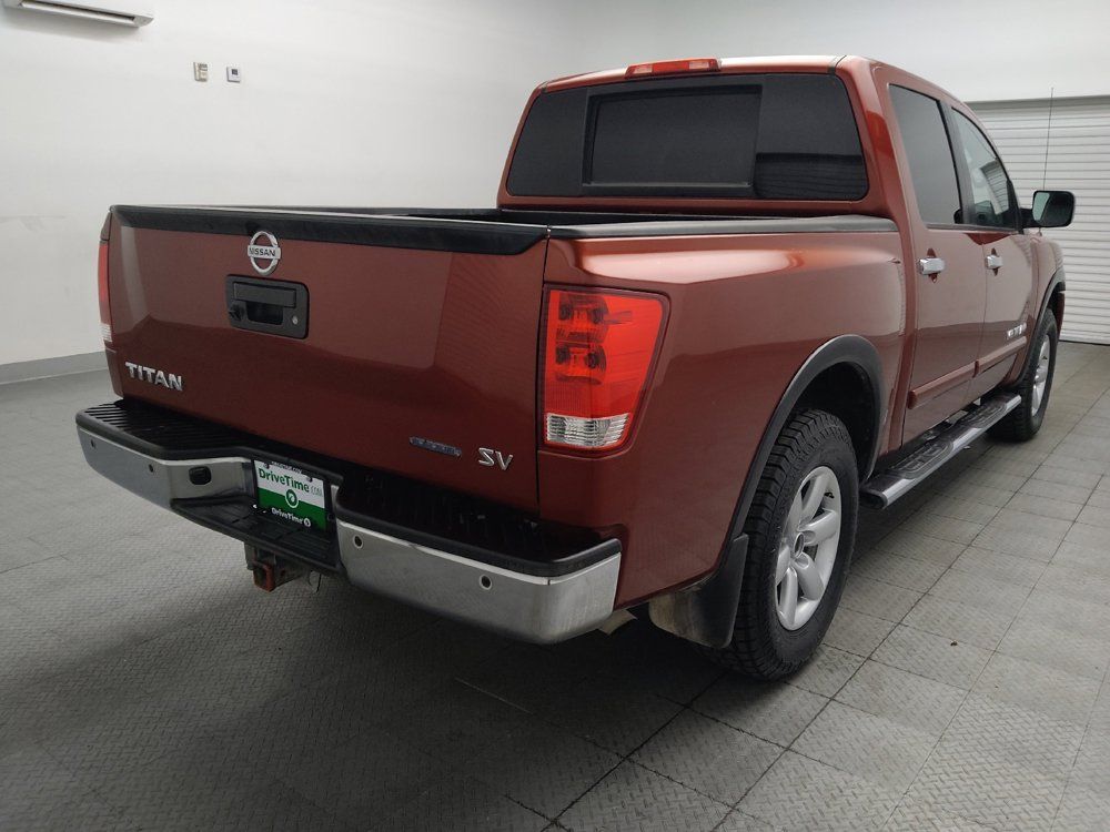 Used 2015 Nissan Titan SV RWD image 9