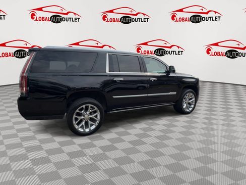 Used 2019 Cadillac Escalade ESV Premium Luxury RWD image 8
