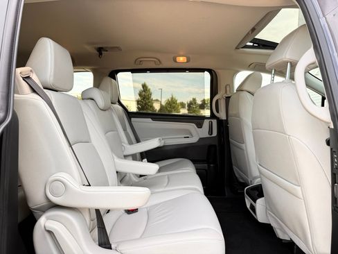 Used 2025 Honda Odyssey EX-L image 21