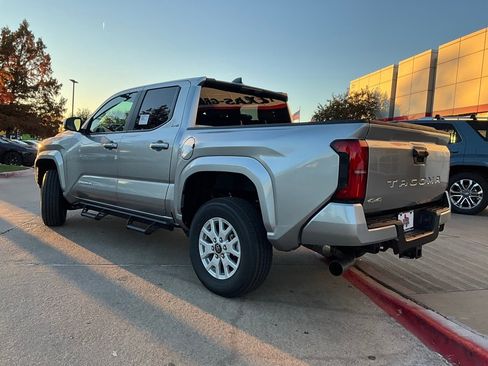New 2026 Toyota Tacoma SR5 image 8