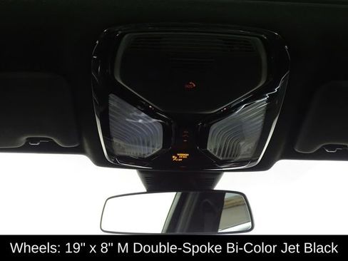 Used 2023 BMW 330i xDrive Sedan w/ M Sport Package AWD/4WD image 30