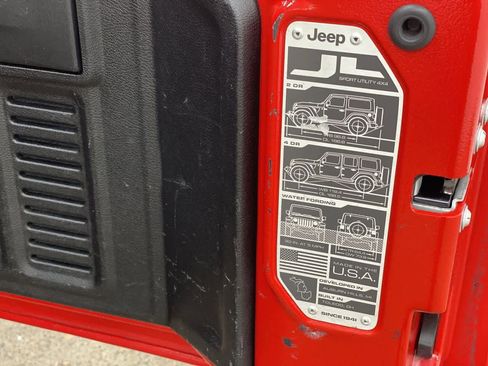 Used 2020 Jeep Wrangler Unlimited Rubicon image 38