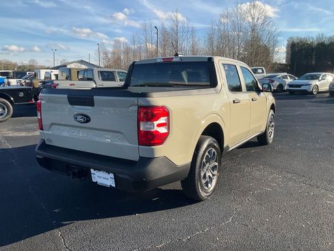 New 2025 Ford Maverick XLT image 5