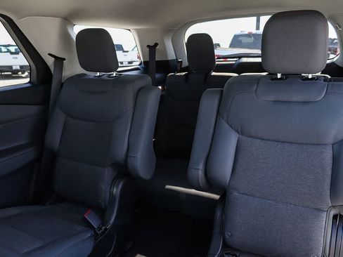 New 2026 Ford Explorer Active RWD image 18