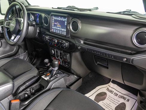 Used 2023 Jeep Wrangler Unlimited Rubicon 4xe w/ Cold Weather Group AWD/4WD image 46