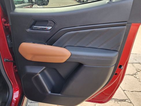 New 2026 GMC Canyon AT4 w/ Technology Plus Package image 44