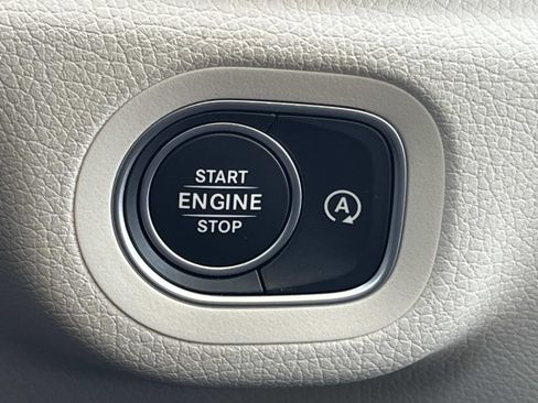 Used 2026 Mercedes-Benz GLE 350 4MATIC image 34