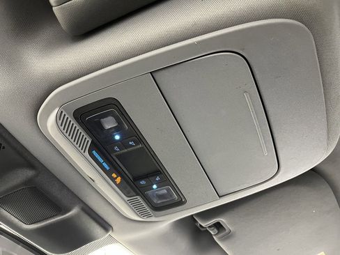 Used 2022 Ford F150 XLT w/ Trailer Tow Package image 25