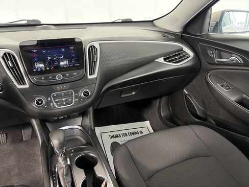 Used 2023 Chevrolet Malibu LT FWD image 7