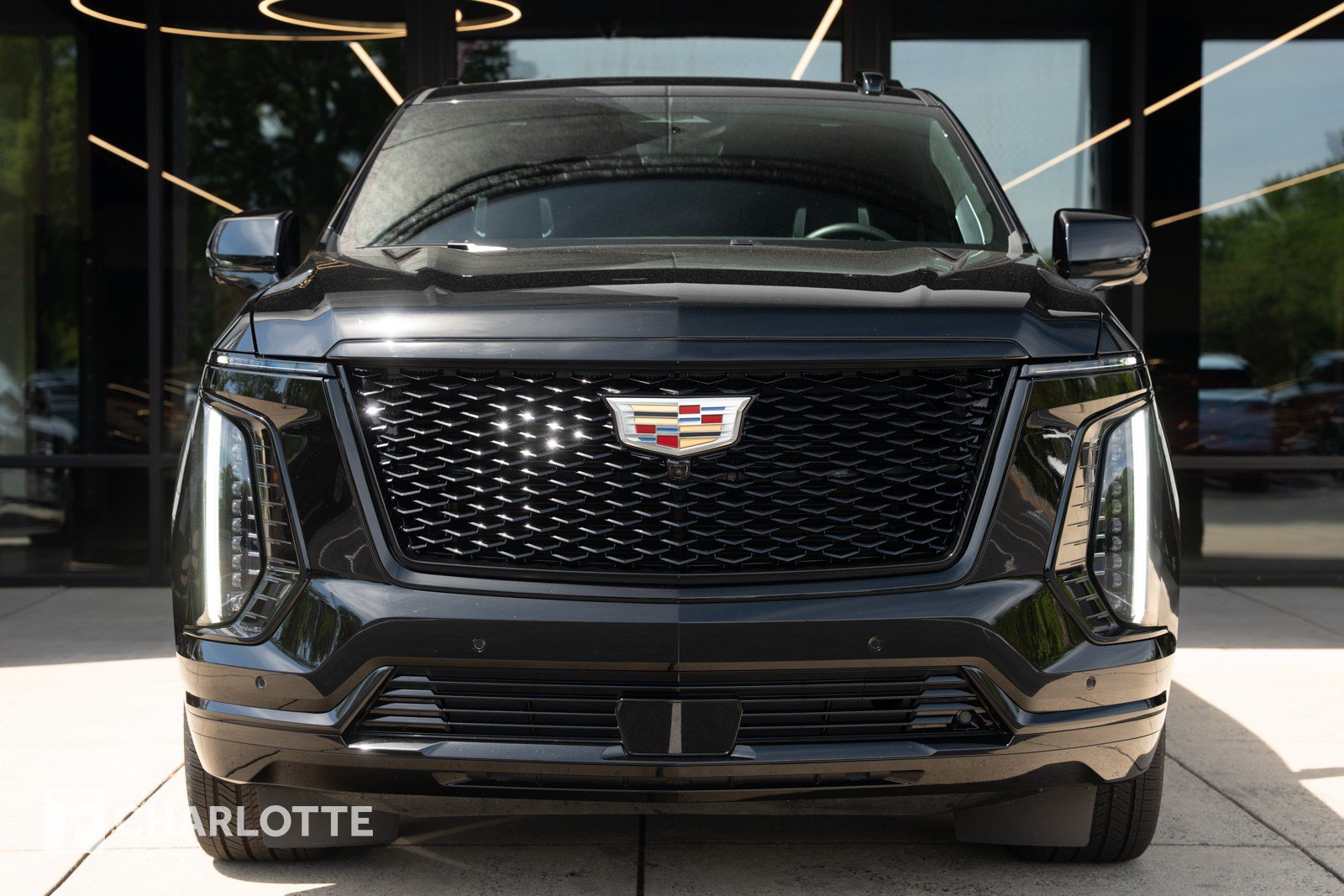 Used 2025 Cadillac Escalade Sport Platinum w/ LPO, Floor Liner Package AWD/4WD image 5