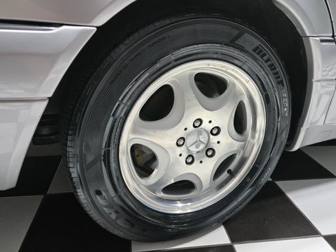 Used 1999 Mercedes-Benz S 500 Sedan image 47
