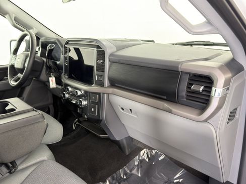 Used 2025 Ford F150 XLT w/ Equipment Group 301A Standard AWD/4WD image 9