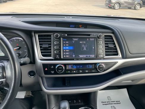 Used 2019 Toyota Highlander Limited w/ Protection Package #3 AWD/4WD image 23