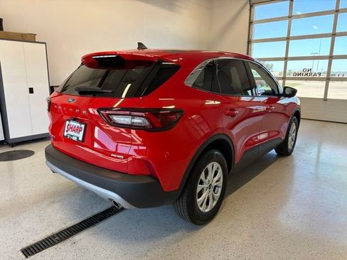 Used 2024 Ford Escape Active AWD/4WD image 7