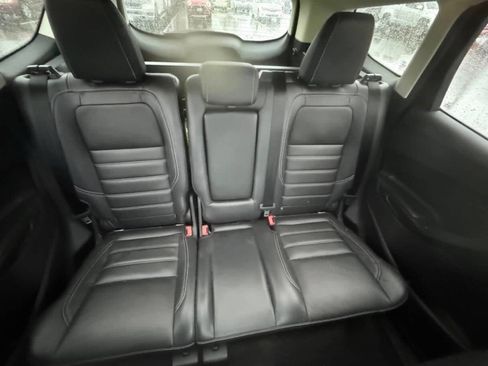 Used 2018 Ford Escape Titanium AWD/4WD image 13