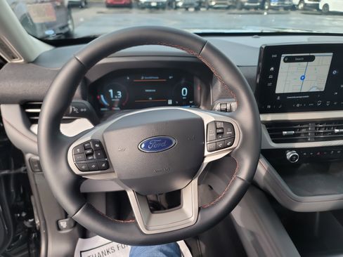 New 2026 Ford Explorer Active image 32