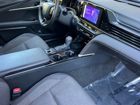 Used 2025 Toyota Camry LE FWD image 16