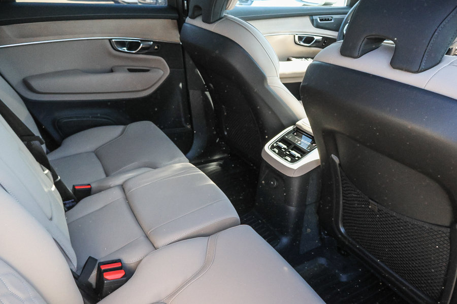 New 2026 Volvo XC90 T8 Plus w/ Protection Package AWD/4WD image 17
