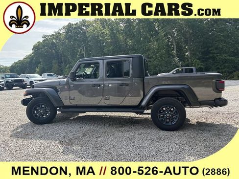 New 2026 Jeep Gladiator Sport AWD/4WD image 7