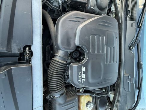 Used 2015 Dodge Challenger SXT Plus w/ Driver Convenience Group image 35