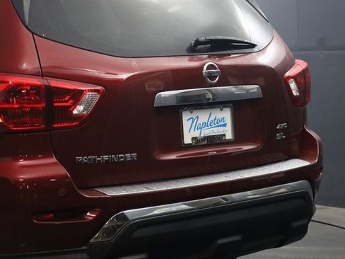 Used 2020 Nissan Pathfinder SL image 7