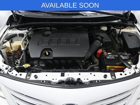 Used 2013 Toyota Corolla LE image 33