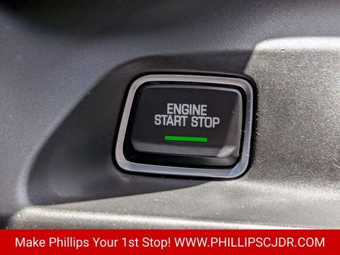 Used 2020 Chevrolet Camaro LT RWD image 23